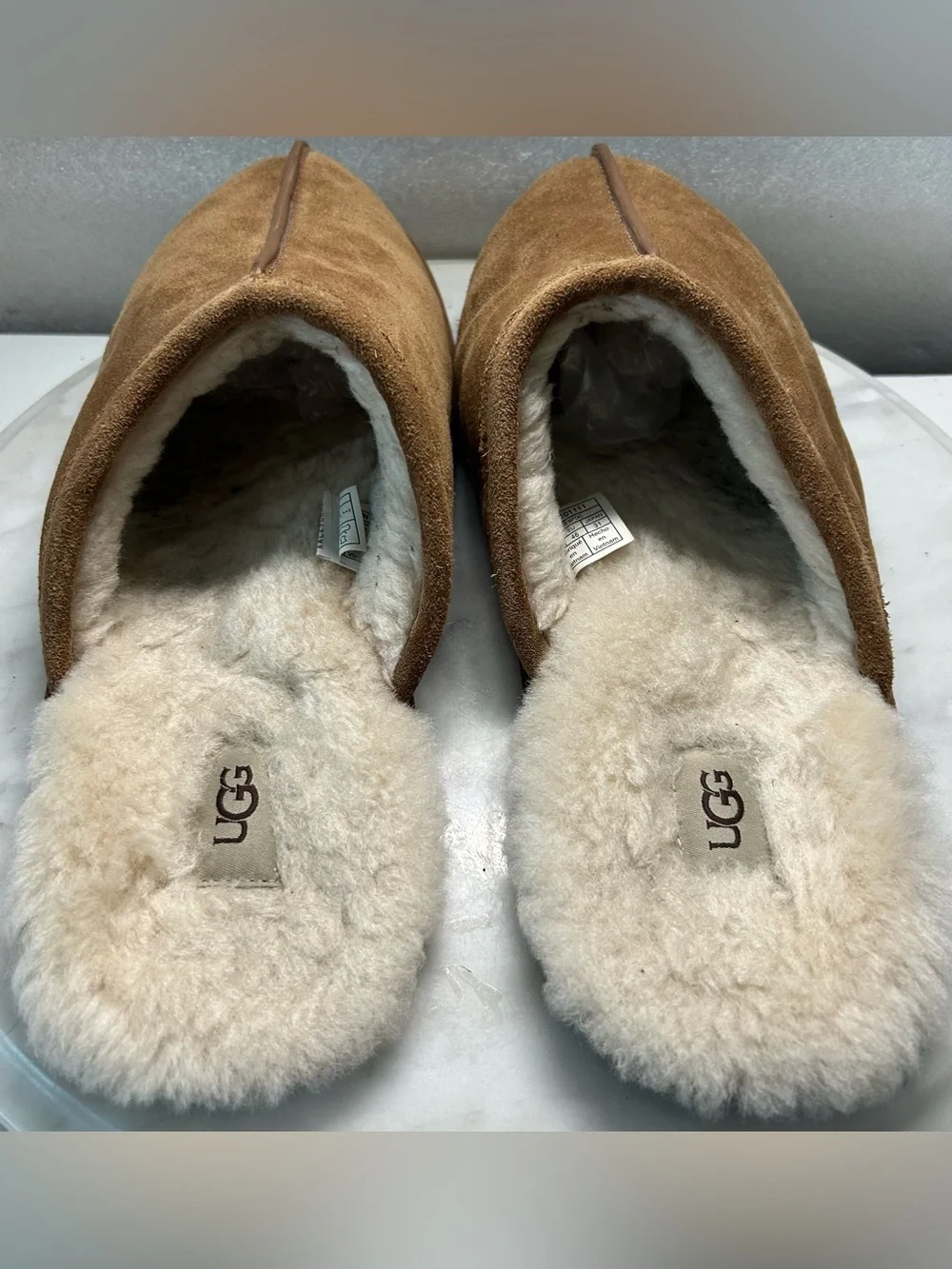 UGG MENS SCUFF SLIPPERS Sz.13 CHESTNUT